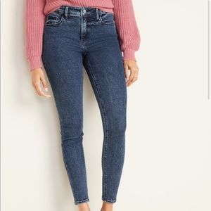 ON High-Waisted Secret-Slim Pockets Rockstar Jeans